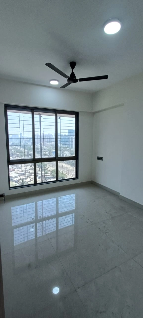 1 BHK Flat for Rent in Tower 28, Malad East